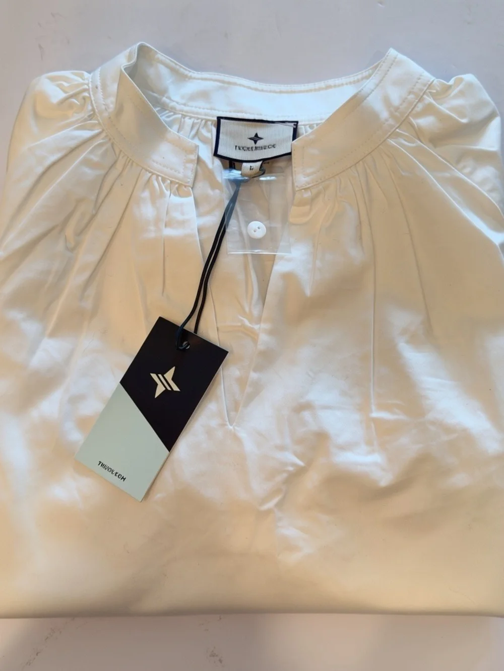 NWT Tuckernuck White Ruthie Split-Neck Puff Sleeve Blouse Size L - Picture 11 of 11